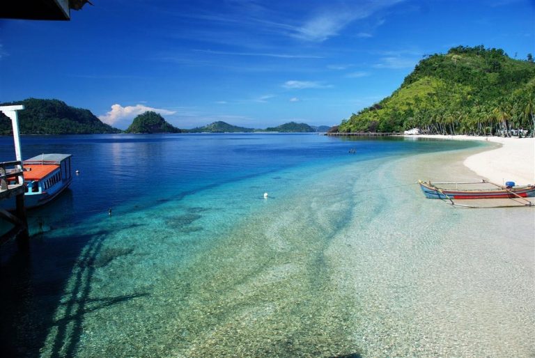 7 Destinasi Pantai Yang Ada Di Lampung