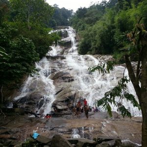 Air terjun Lata Kinjang