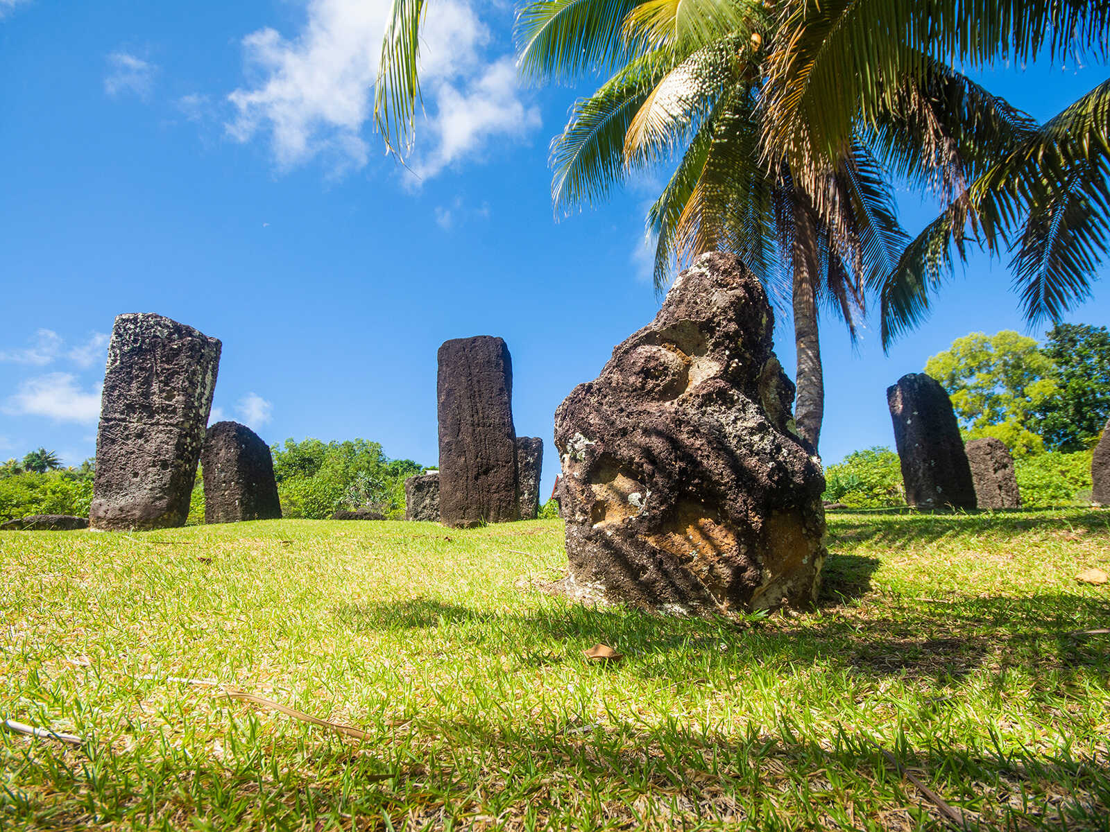 Wisata Badrulchau Stone Monolith